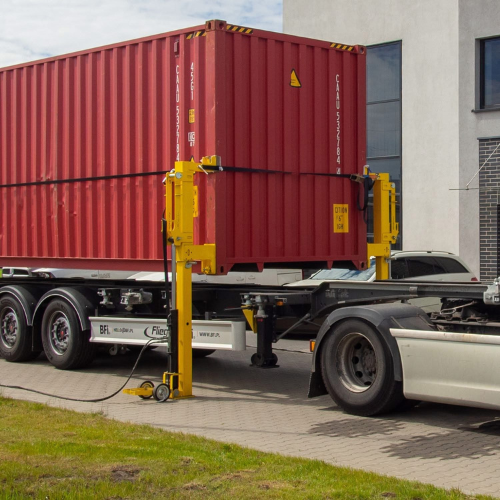 32,000kg Hydraulic Shipping Container Lifting Jacks | ROC UK